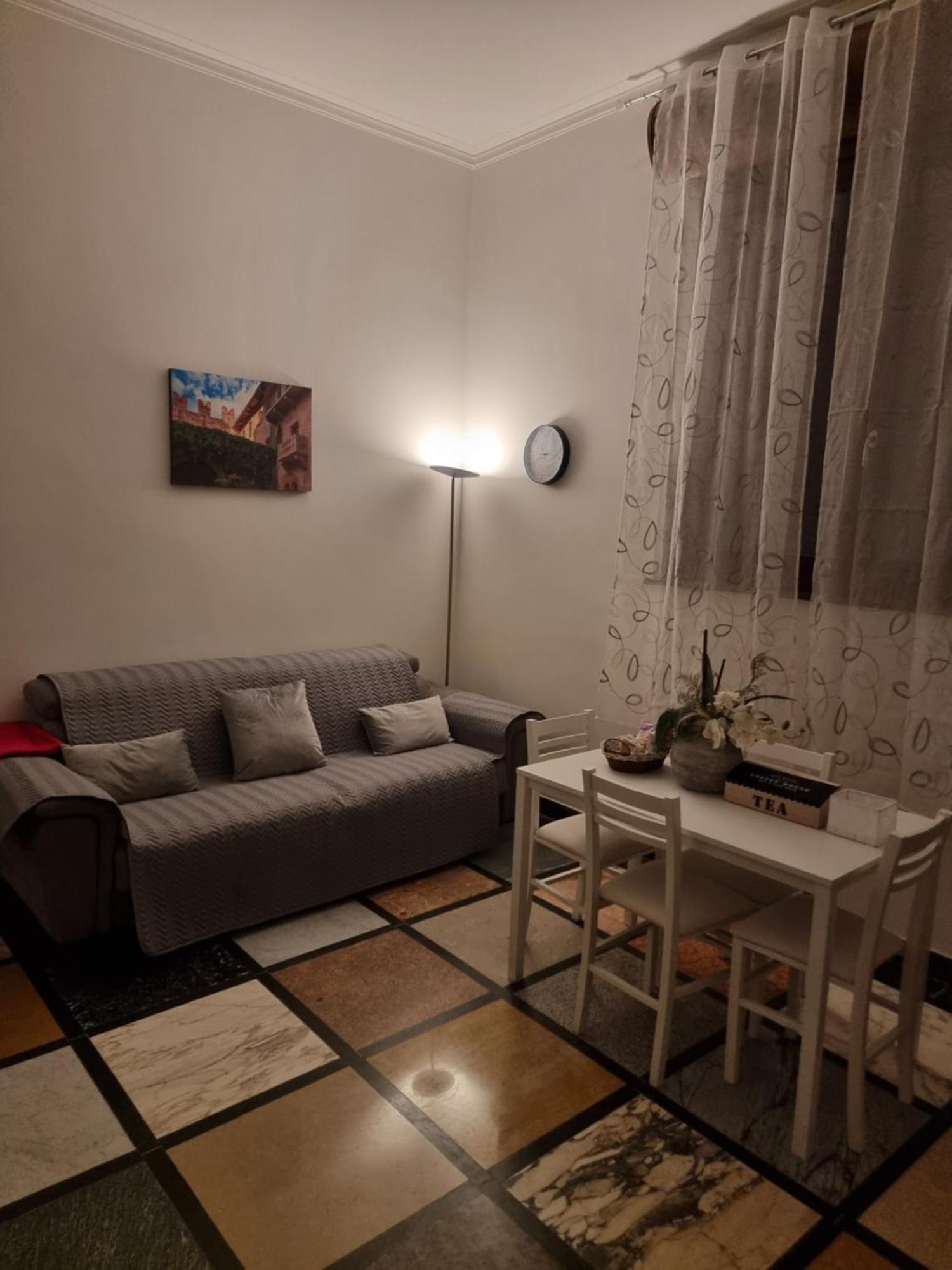 You & Me Garibaldi Home Verona Center Ngoại thất bức ảnh